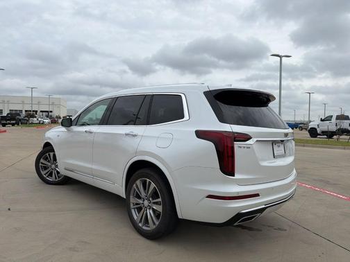 2023 Cadillac XT6 Premium Luxury FWD