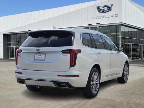 2023 Cadillac XT6 Premium Luxury FWD