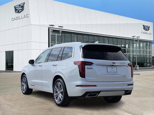 2023 Cadillac XT6 Premium Luxury FWD