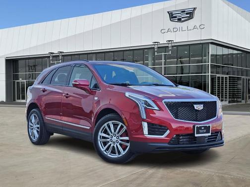 2025 Cadillac XT5 Sport