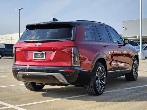2026 Cadillac VISTIQ Sport