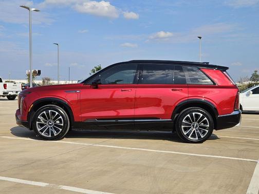 2026 Cadillac VISTIQ Sport