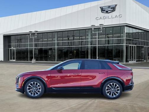 2025 Cadillac LYRIQ Sport