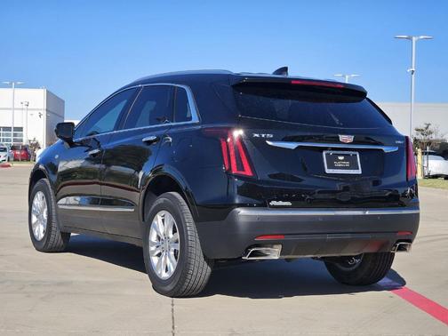 2025 Cadillac XT5 Luxury