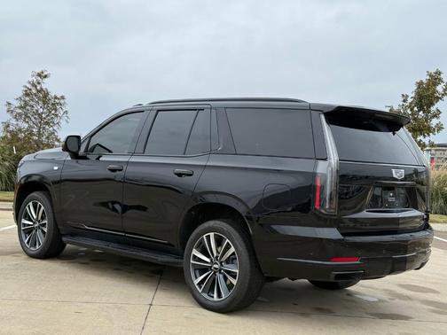 2025 Cadillac Escalade Sport