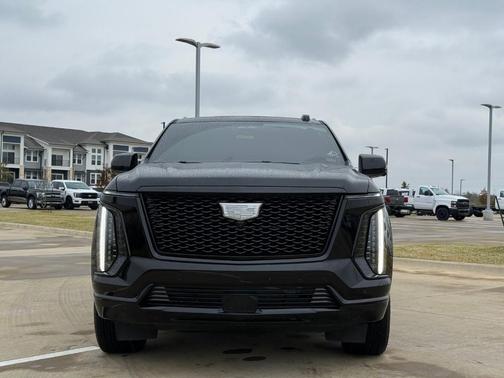 2025 Cadillac Escalade Sport