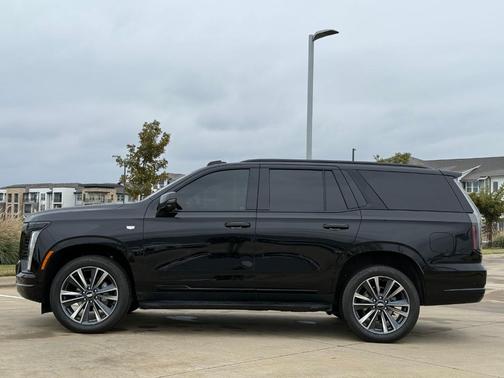 2025 Cadillac Escalade Sport