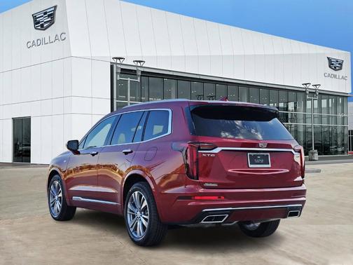 2025 Cadillac XT6 Premium Luxury FWD