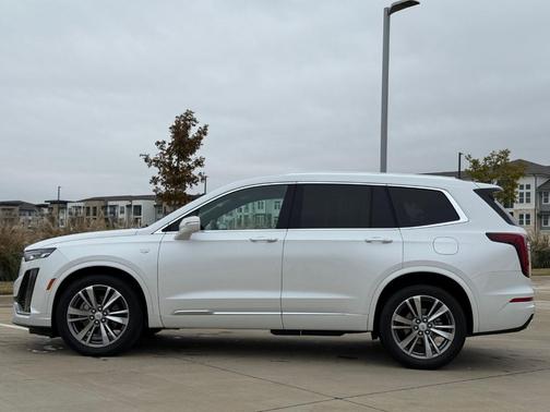 2020 Cadillac XT6 Premium Luxury FWD