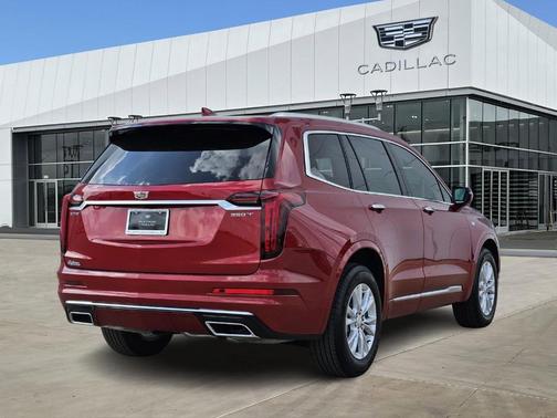 2025 Cadillac XT6 Luxury FWD