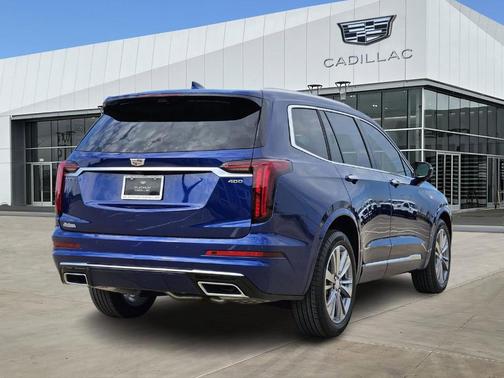 2025 Cadillac XT6 Premium Luxury FWD