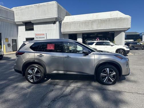 2024 Nissan Rogue SL