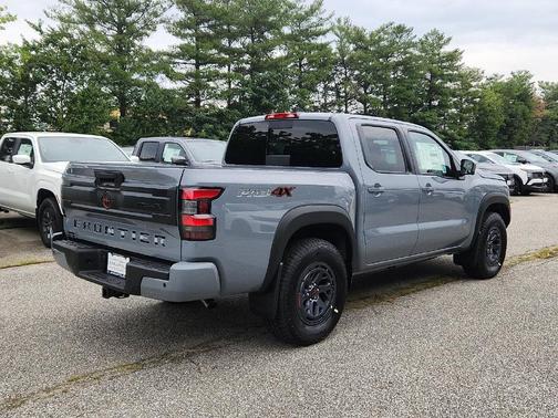 Boulder Gray Pearl 2026 Nissan Frontier PRO-4X