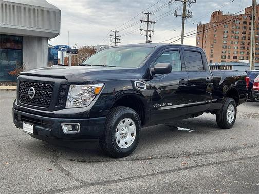 2017 Nissan Titan XD S