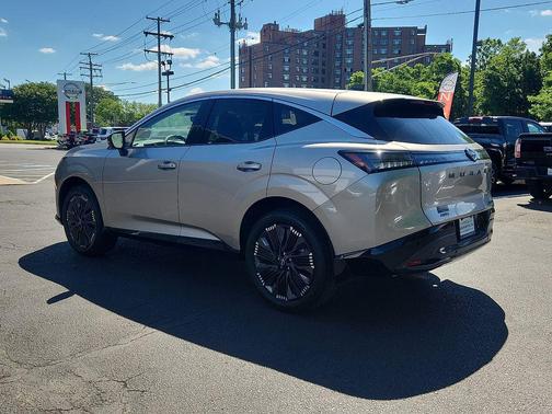 Champagne Silver Metallic 2026 Nissan Murano Platinum