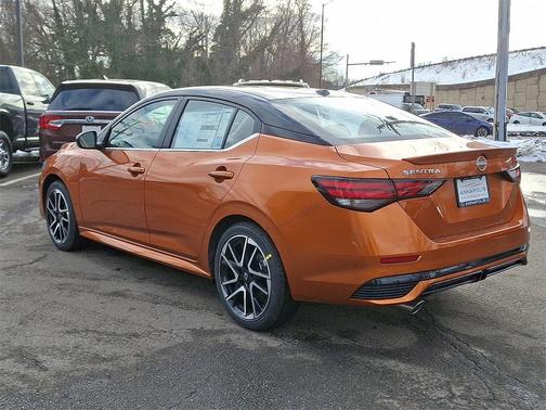 2025 Nissan Sentra SR