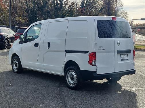 2021 Nissan NV200 S