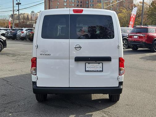 2021 Nissan NV200 S