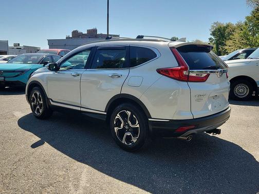 White Diamond Pearl 2018 Honda CR-V Touring