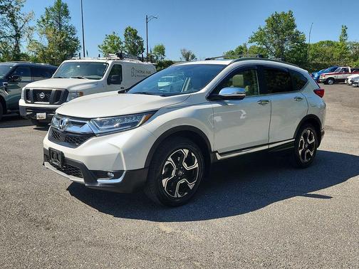 White Diamond Pearl 2018 Honda CR-V Touring