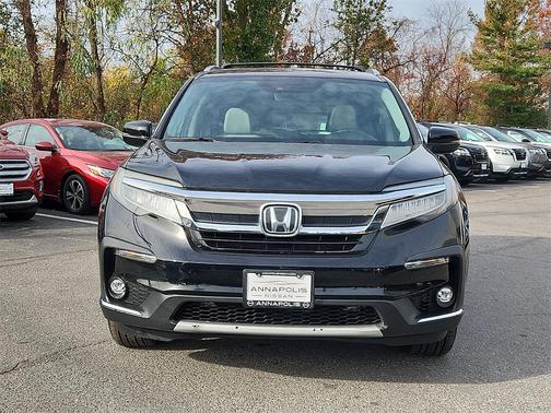 2019 Honda Pilot Touring 8-Passenger