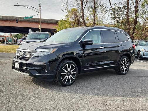 2019 Honda Pilot Touring 8-Passenger