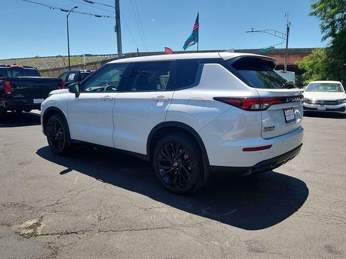 Alpine Frost 2026 Nissan Rogue SL