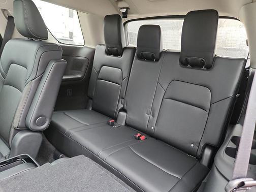 Gun Metallic 2026 Nissan Pathfinder SL