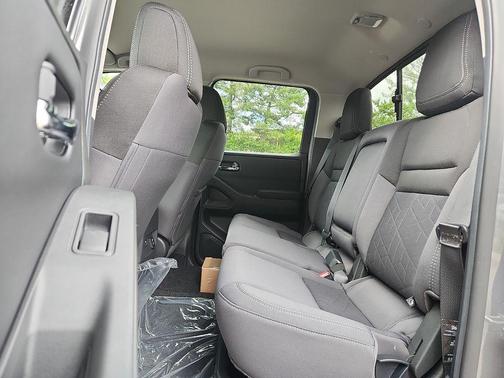Gun Metallic 2026 Nissan Frontier SV