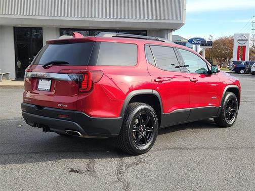 2021 GMC Acadia AWD AT4