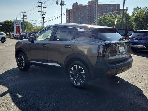 Canyon Bronze Metallic 2025 Nissan Kicks SV