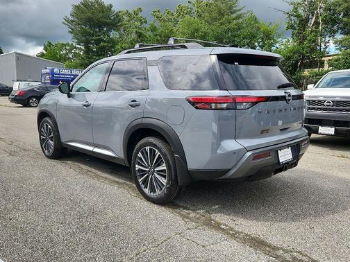 Boulder Gray Pearl 2026 Nissan Pathfinder Platinum