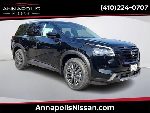2025 Nissan Pathfinder SL 4WD