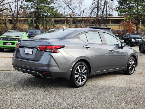 2025 Nissan Versa 1.6 SV