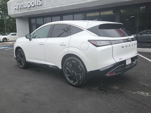 Everest White Pearl Tricoat 2026 Nissan Murano Platinum