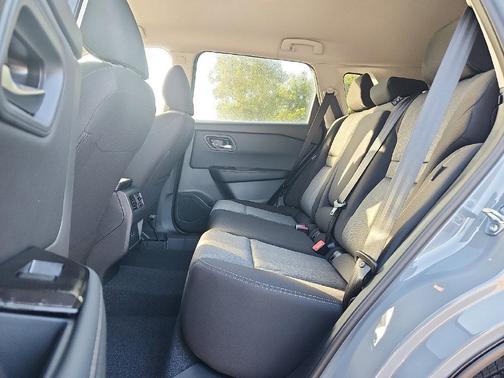 Boulder Gray Pearl 2026 Nissan Rogue SV