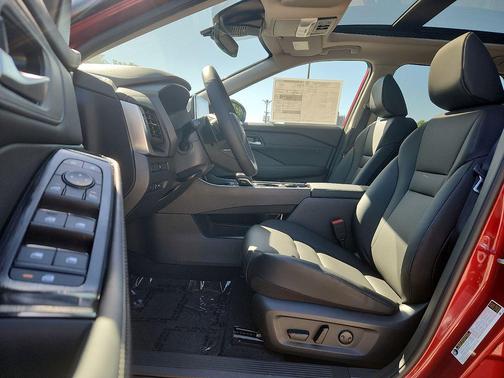 Scarlet Ember Tintcoat 2026 Nissan Rogue Dark Armor