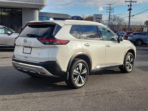 2022 Nissan Rogue Platinum