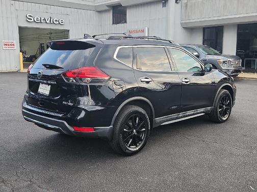 Magnetic Black 2017 Nissan Rogue SV