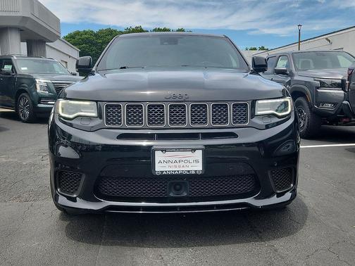 Diamond Black Crystal Pearlcoat 2018 Jeep Grand Cherokee Trackhawk