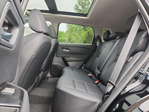 Super Black 2026 Nissan Rogue Dark Armor
