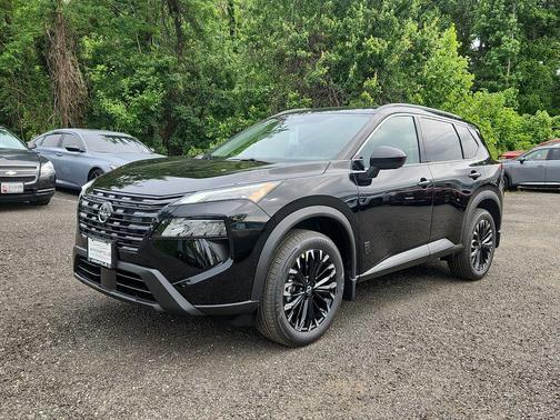 Super Black 2026 Nissan Rogue Dark Armor