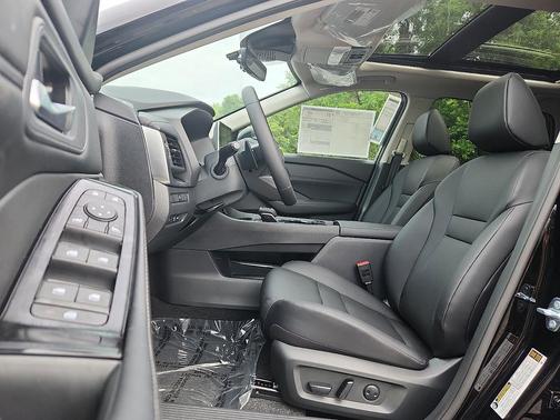 Super Black 2026 Nissan Rogue Dark Armor