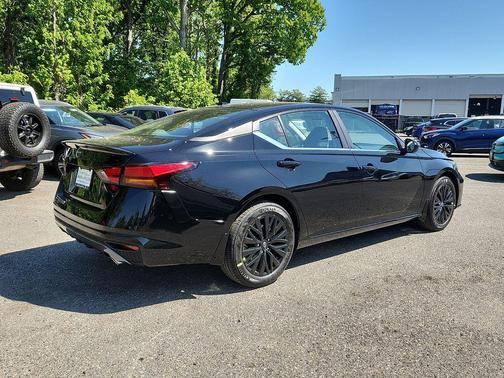 Super Black 2026 Nissan Altima 2.5 SV