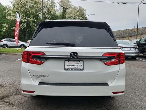 Platinum White Pearl 2022 Honda Odyssey EX-L