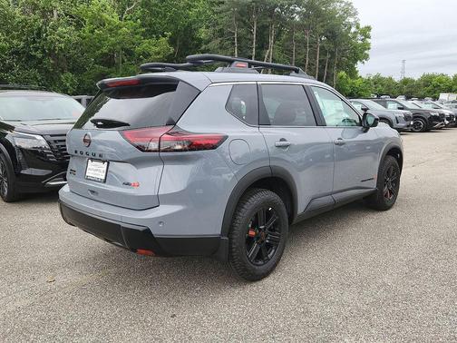Boulder Gray Pearl 2026 Nissan Rogue Rock Creek