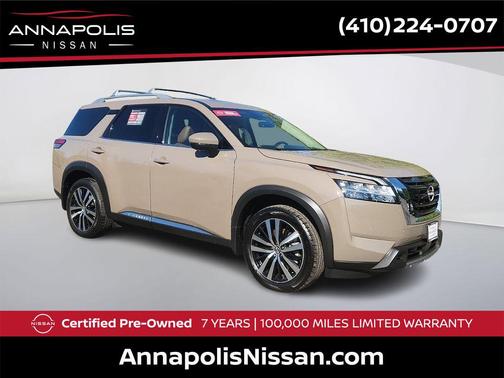 Baja Storm 2023 Nissan Pathfinder Platinum FWD