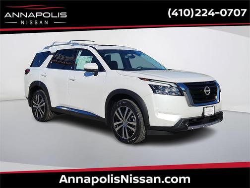 2025 Nissan Pathfinder Platinum 4WD