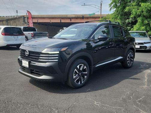 Super Black 2026 Nissan Kicks SV