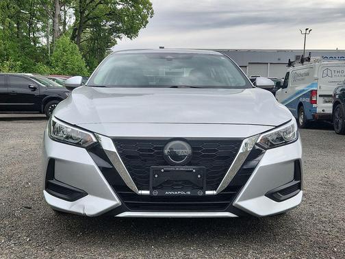 Brilliant Silver Metallic 2022 Nissan Sentra SV
